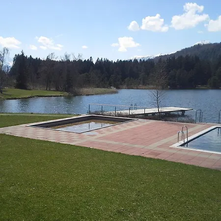 Апартаменти Haus Foehrenwald Mundeblick