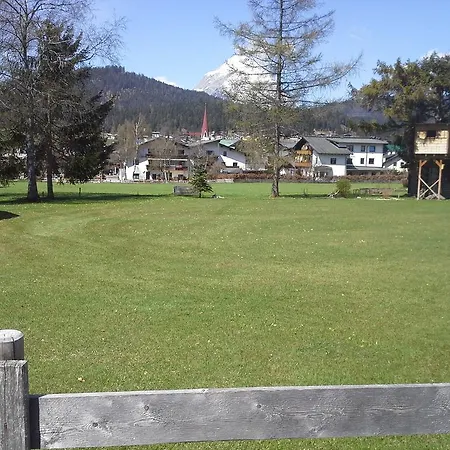 Апартаменти Haus Foehrenwald Mundeblick *