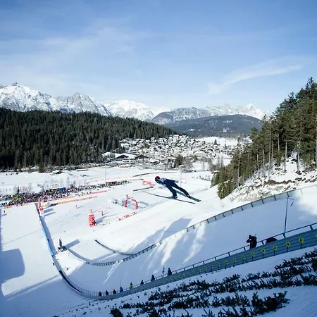 Апартаменти Haus Foehrenwald Mundeblick
