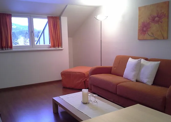 Апартаменты Haus Foehrenwald Mundeblick